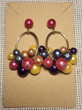 Avon Bold Pearlesque Hoop Earrings Colorful Fun 1993 Vtg  Pearl Cluster